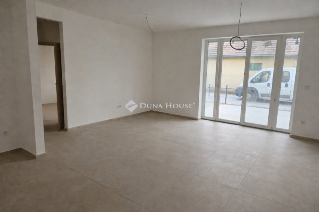 Eladó ikerház, Üllőn 115 M Ft, 4 szobás / költözzbe.hu
