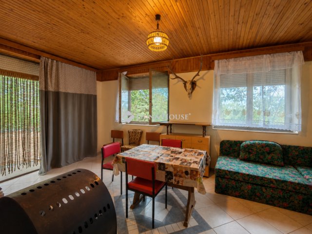 Eladó családi ház, Pincehelyen 26 M Ft, 2 szobás
