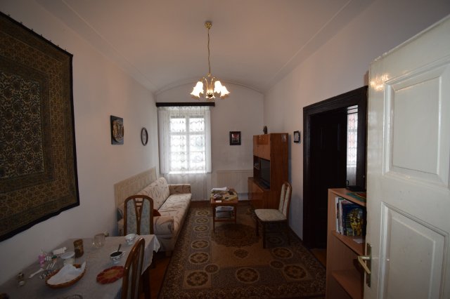 Eladó téglalakás, Kőszegen 39.9 M Ft, 1+1 szobás