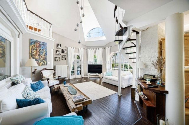 Eladó családi ház, Szentendrén 189 M Ft, 4 szobás