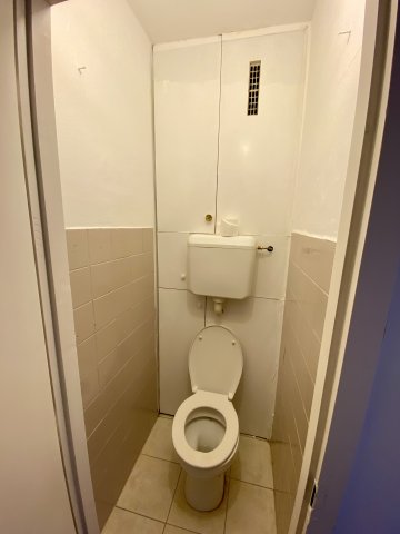 Eladó panellakás, Veszprémben 55.9 M Ft, 1+2 szobás