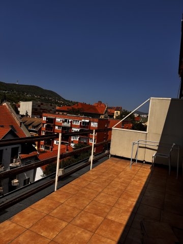 Eladó téglalakás, Budapesten, III. kerületben 129.99 M Ft