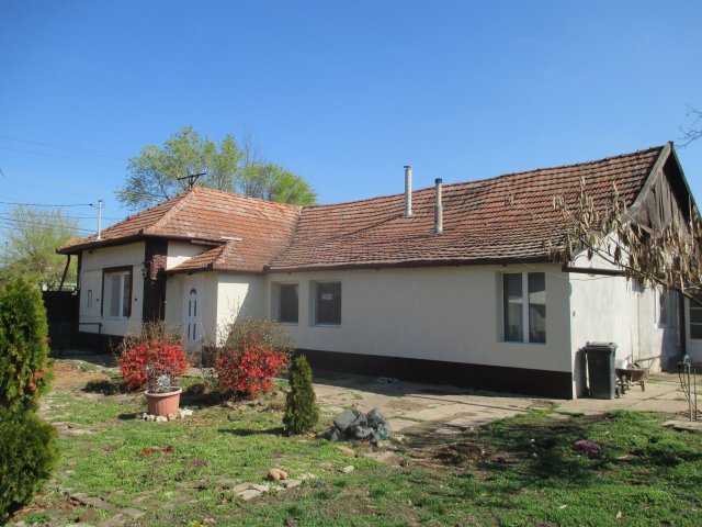 Eladó családi ház, Mezőkovácsházán 21.9 M Ft, 3 szobás