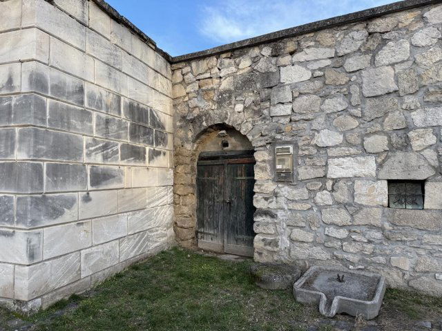 Eladó mezogazdasagi ingatlan, Etyeken 10.5 M Ft