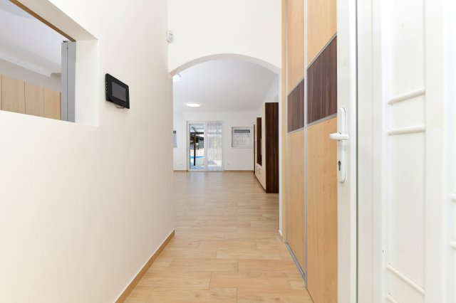 Eladó ikerház, Szigetszentmiklóson, Rezeda utcában 115 M Ft