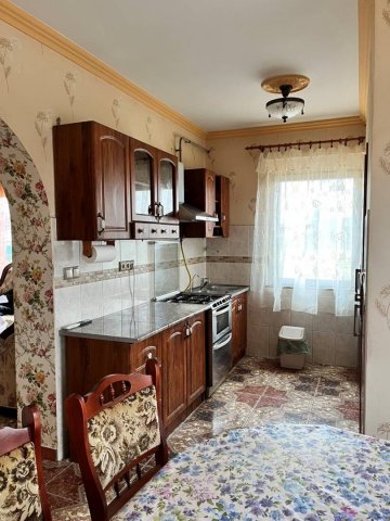 Eladó családi ház, Inárcson 129.9 M Ft, 5 szobás