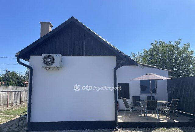 Eladó családi ház, Üllőn 39.9 M Ft, 1+1 szobás
