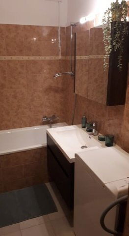 Kiadó téglalakás, albérlet, I. kerületben, Attila úton