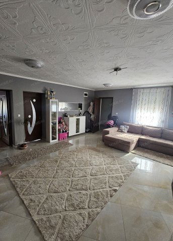 Eladó családi ház, Szolnokon 48.9 M Ft / költözzbe.hu