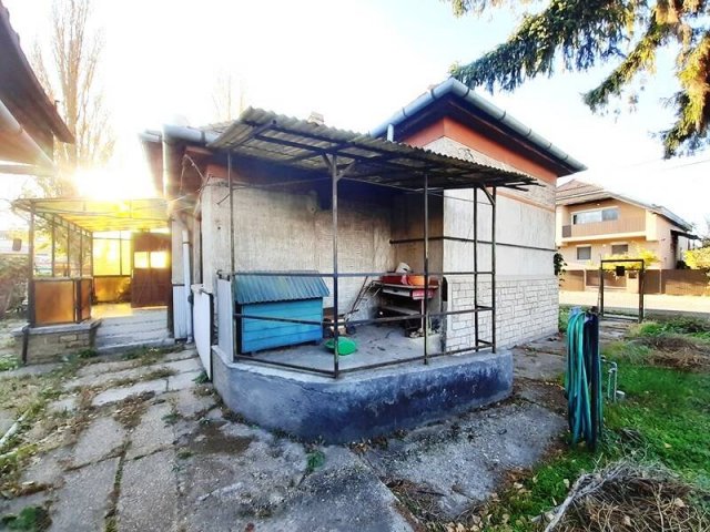 Eladó családi ház, Budapesten, XVI. kerületben 88.9 M Ft