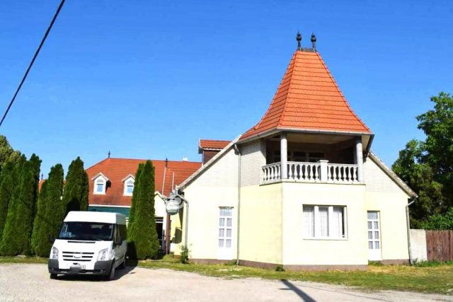 Eladó hotel, Rácalmáson 180 M Ft / költözzbe.hu