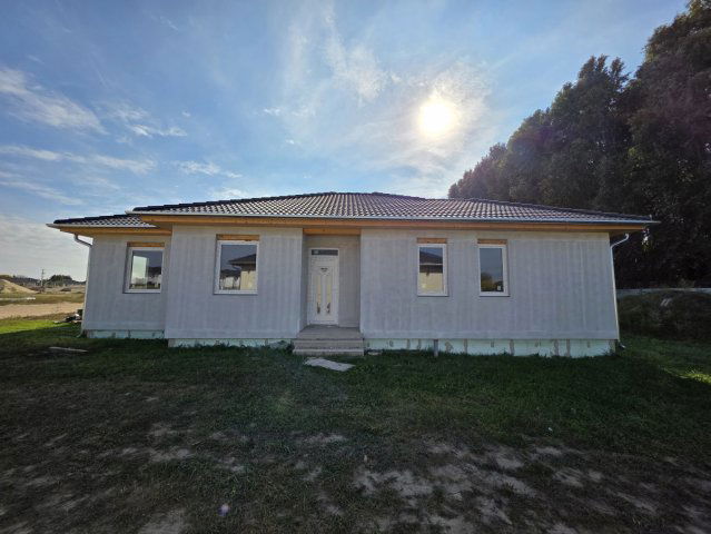 Eladó családi ház, Kecskeméten 80 M Ft, 4 szobás
