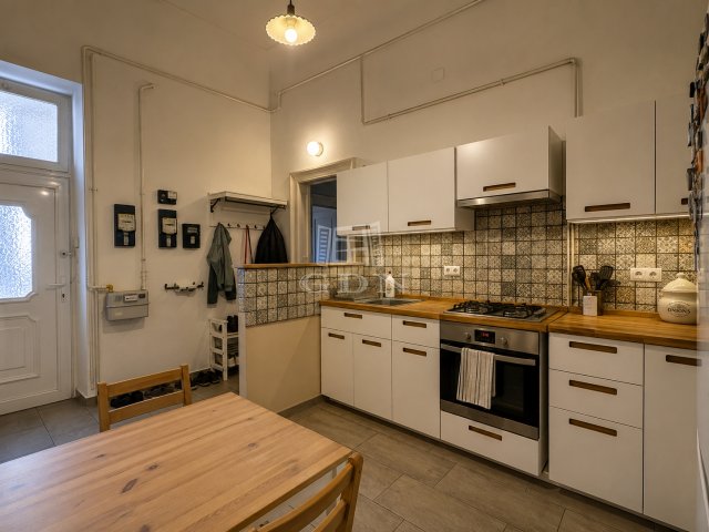 Eladó téglalakás, Budapesten, IX. kerületben 92.9 M Ft, 2 szobás