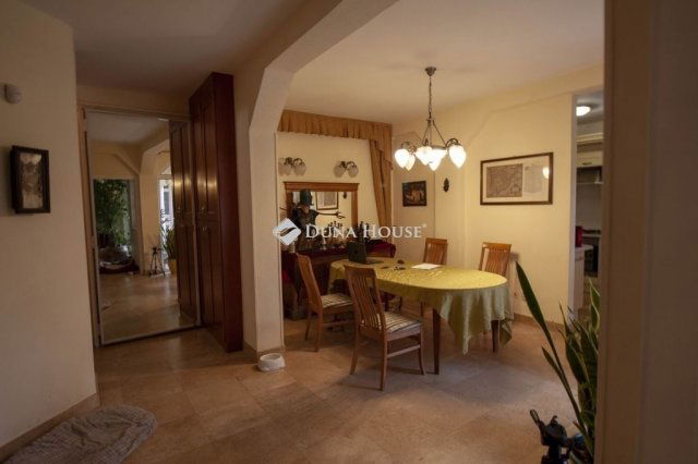 Eladó családi ház, Budapesten, XIX. kerületben 240 M Ft