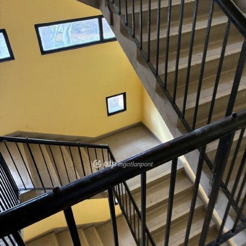 Eladó panellakás, Pécsett 64.9 M Ft, 2 szobás