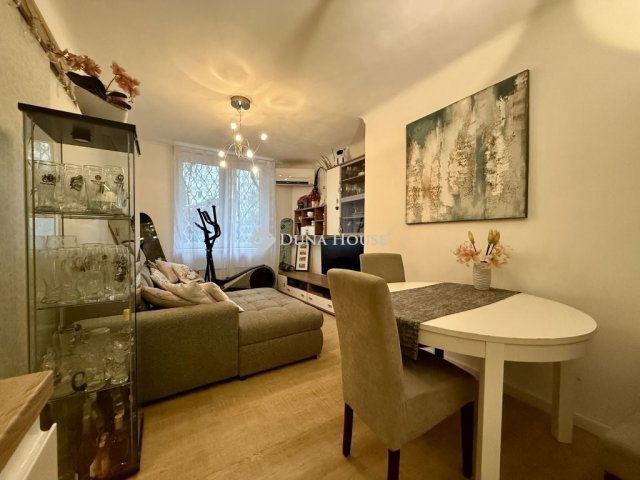 Eladó téglalakás, Budapesten, XI. kerületben 72.3 M Ft, 3 szobás