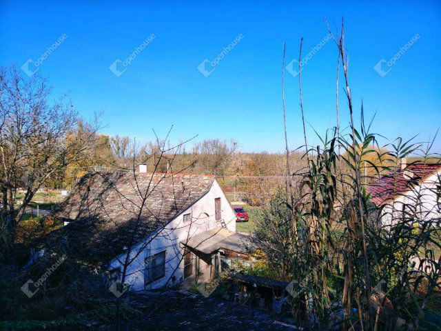 Eladó családi ház, Lovasberényben 11.9 M Ft, 2 szobás