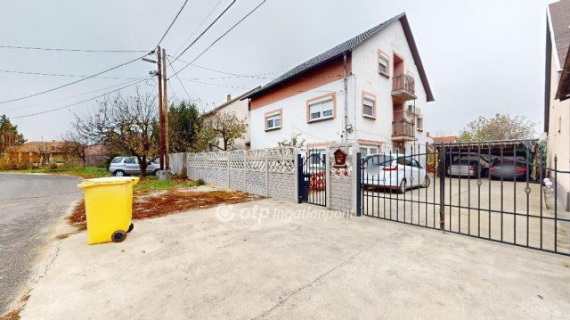 Eladó családi ház, Miskolcon 96.5 M Ft, 8 szobás