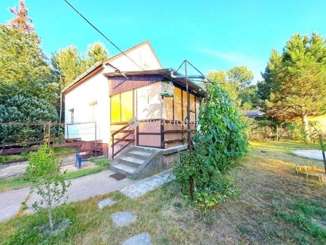 Eladó családi ház, Monorierdőn 37.8 M Ft, 3 szobás