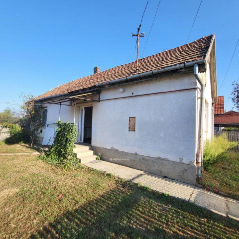 Eladó családi ház, Nyírábrányon 13.9 M Ft, 2 szobás