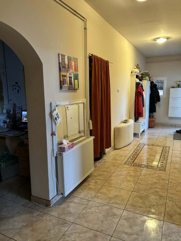 Eladó családi ház, Izsófalván 30 M Ft, 5+2 szobás