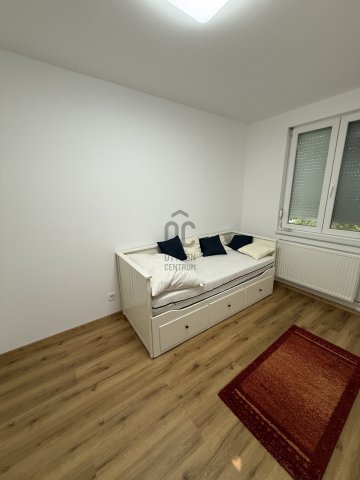 Kiadó téglalakás, albérlet, Debrecenben 250 E Ft / hó, 3 szobás