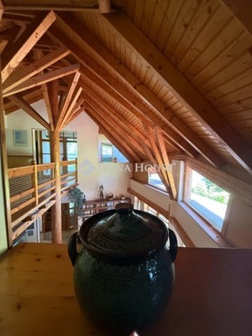 Eladó családi ház, Budaörsön 385 M Ft, 6 szobás