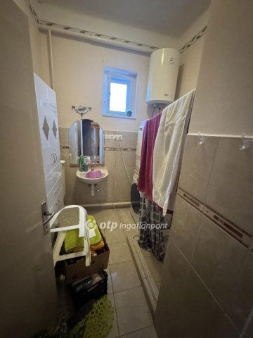 Eladó családi ház, Abádszalókban 40 M Ft, 2+1 szobás