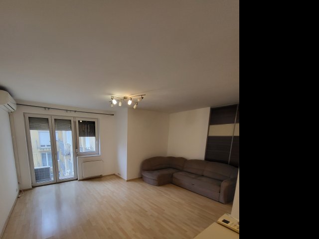 Eladó téglalakás, IX. kerületben, Balázs Béla utcában