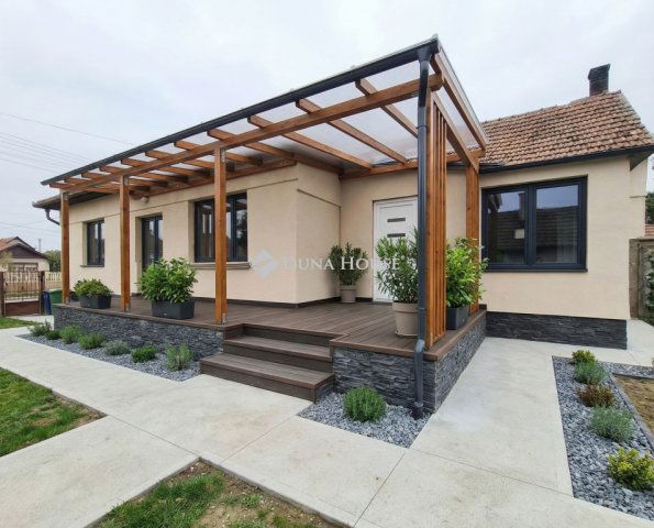 Eladó családi ház, Tóalmáson 34.9 M Ft, 4 szobás