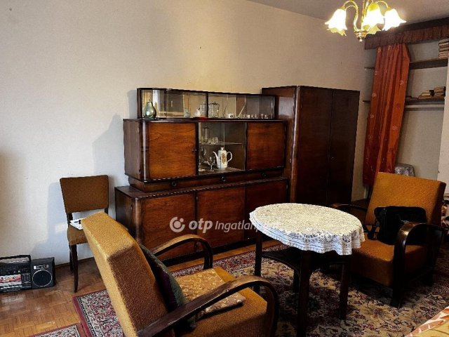 Eladó téglalakás, Zalaegerszegen 25.5 M Ft, 1+1 szobás