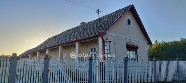 Eladó családi ház, Nyírbogáton 13 M Ft, 2 szobás