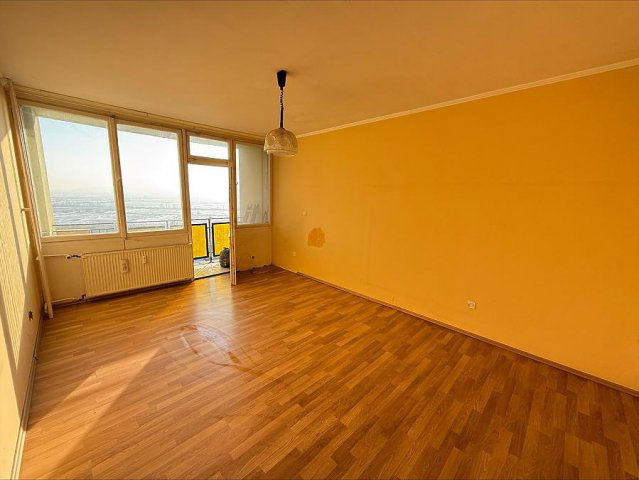 Eladó panellakás, Szentendrén 57.9 M Ft, 2 szobás