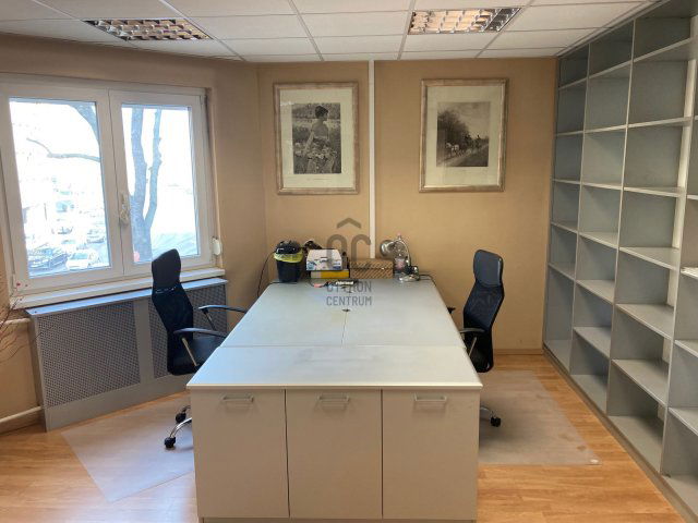 Kiadó panellakás, albérlet, Budapesten, III. kerületben