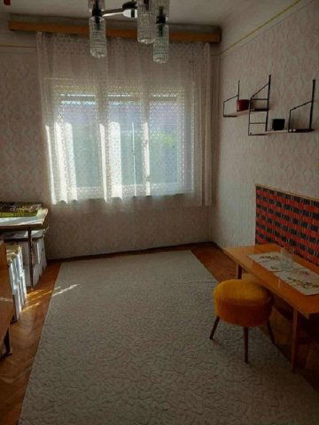 Eladó családi ház, Székesfehérvárott 54 M Ft, 3 szobás