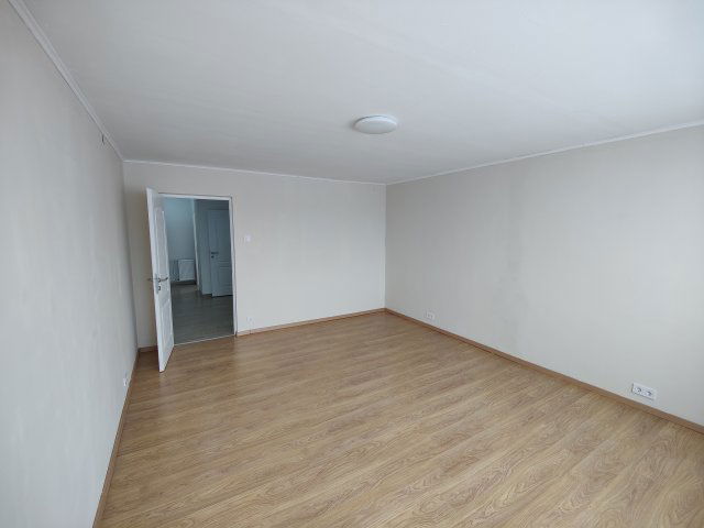 Eladó panellakás, Budapesten, X. kerületben 55.9 M Ft, 1+1 szobás