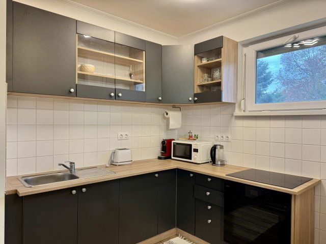 Eladó téglalakás, Keszthelyen 61.5 M Ft, 2+1 szobás