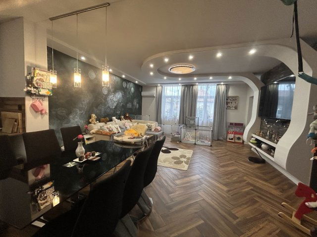 Eladó családi ház, Szárföldön 79.6 M Ft, 3 szobás