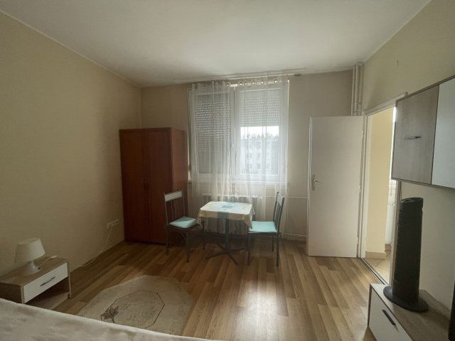 Kiadó panellakás, albérlet, Miskolcon, Árpád úton, 1+1 szobás