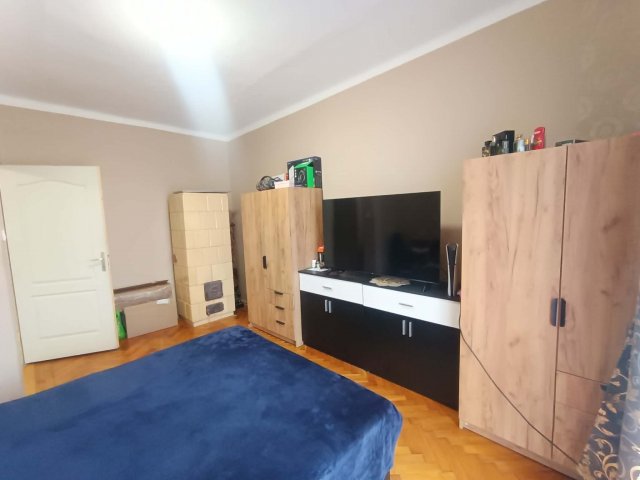 Eladó téglalakás, Komlón, Arany János utcában 22.9 M Ft