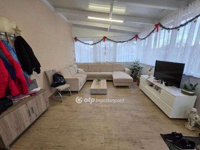 Eladó családi ház, Nagyhegyesen 80 M Ft, 2 szobás