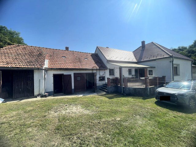 Eladó családi ház, Bakonybélben 78.9 M Ft, 3 szobás