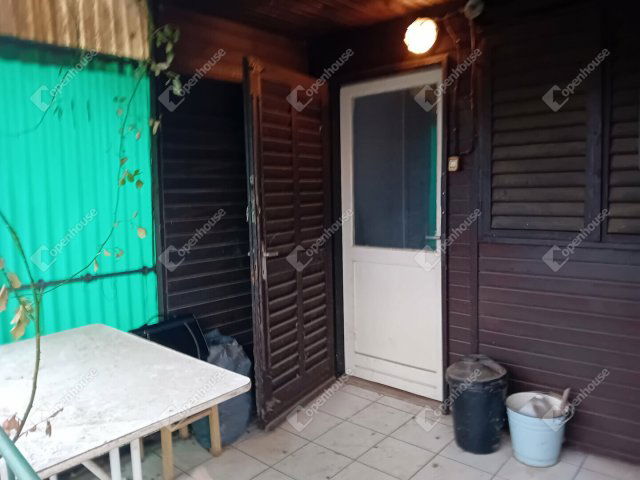 Eladó nyaraló, Tatabányán 11.5 M Ft, 1 szobás