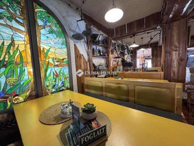 Eladó üzlethelyiség, Balatonlelleén 349 M Ft