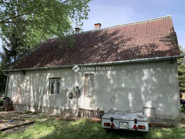 Eladó családi ház, Pilisen 44.9 M Ft, 4 szobás