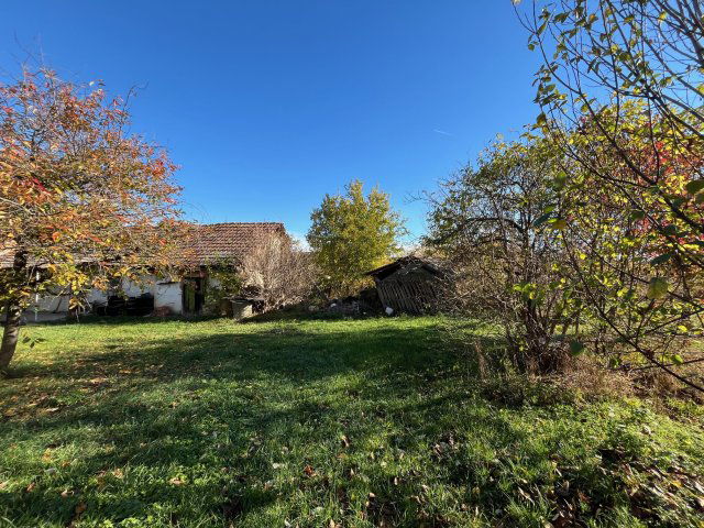 Eladó családi ház, Mezőszilason 10 M Ft, 3 szobás