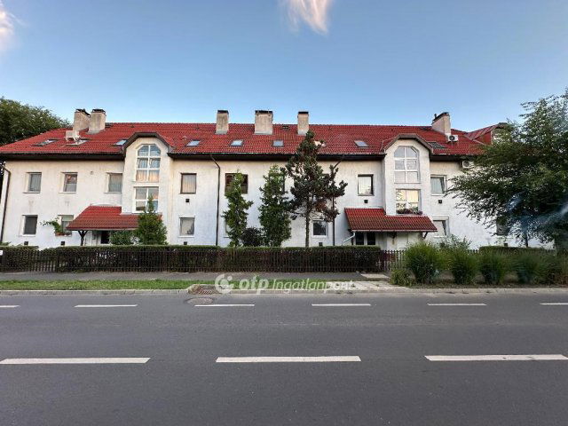 Eladó téglalakás, Nyíregyházán 45.9 M Ft, 2+1 szobás