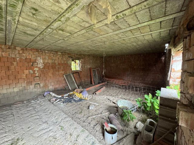 Eladó családi ház, Forráskúton 44 M Ft, 5 szobás