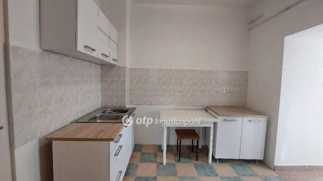 Eladó családi ház, Isaszegen 65.9 M Ft, 3+1 szobás