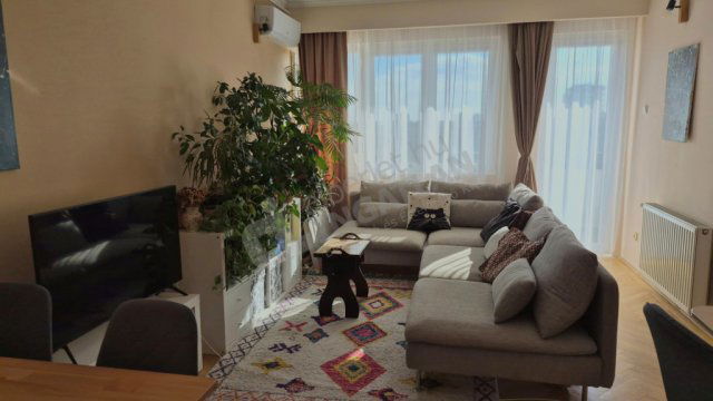 Kiadó téglalakás, albérlet, VIII. kerületben, Luther utcában